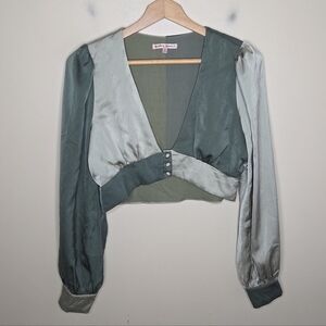 Bailey Rose Muted Green Deep V-neck Crop Top Blouse Long Sleeves Size Medium
